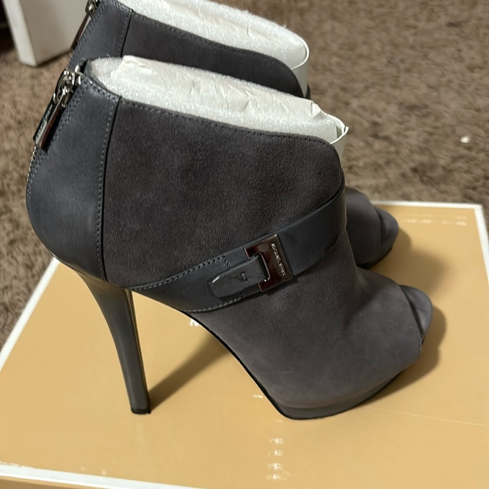 Elegant booties